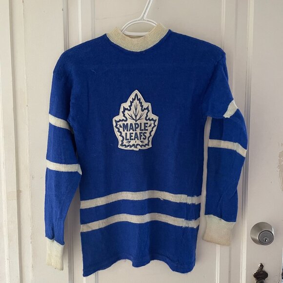 Vintage 1960s MAPLE LEAF Wool Jersey Children's size - Picture 1 of 4